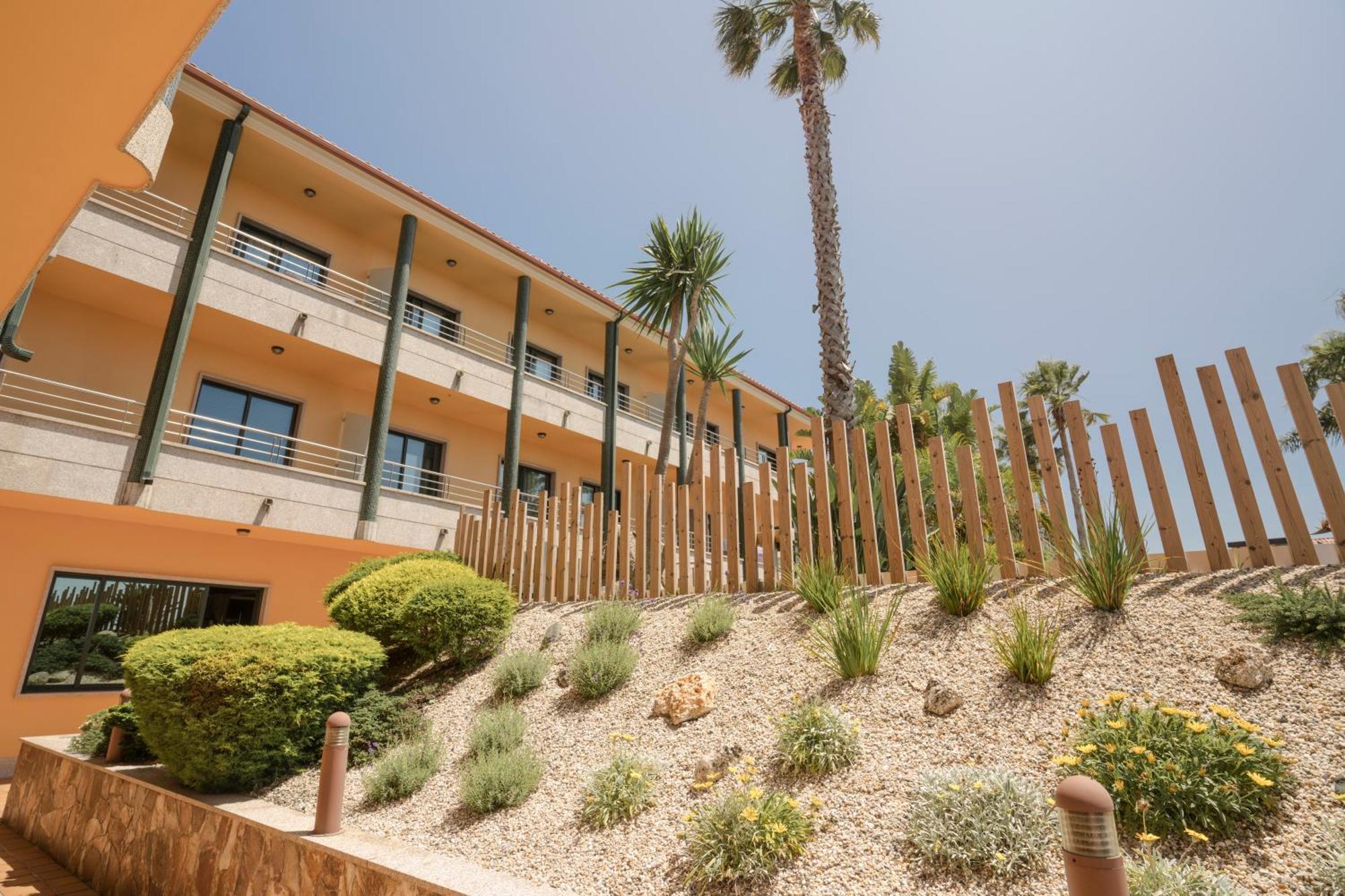Apartamentos Atlantico Resort Montalvo Exterior photo